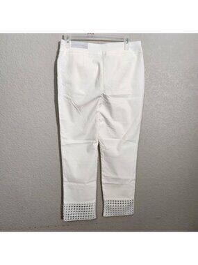 Chicos So Slimming Brigitte Slim Leg Womens Pants Size 0 US 4 Cropped White